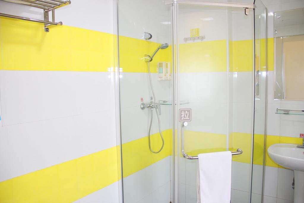 7Days Inn Chongqing Nanping Pedestrian Street Exterior photo