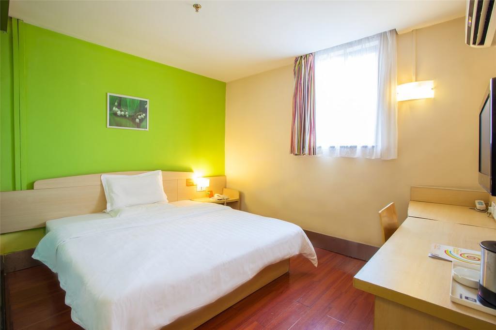 7Days Inn Chongqing Nanping Pedestrian Street Exterior photo